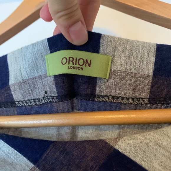 Beautiful plaid dress, comes with matching belt! - Picture 2 of 4